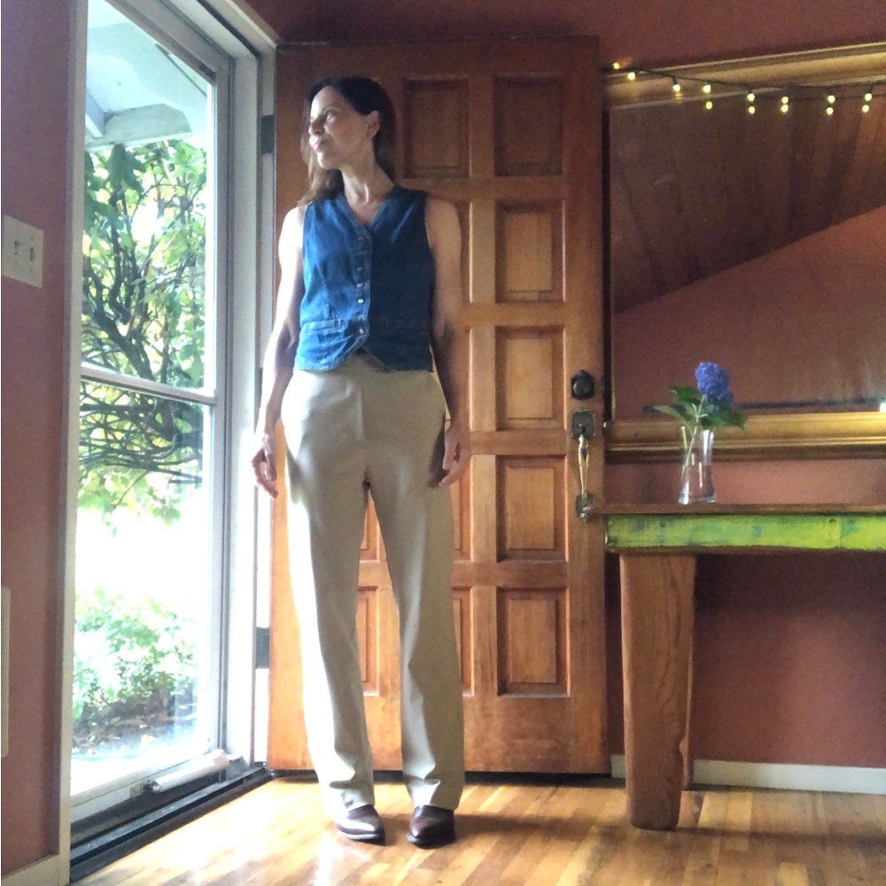 NWT Djerf Avenue First Choice Trousers in Greige Sz Sm
